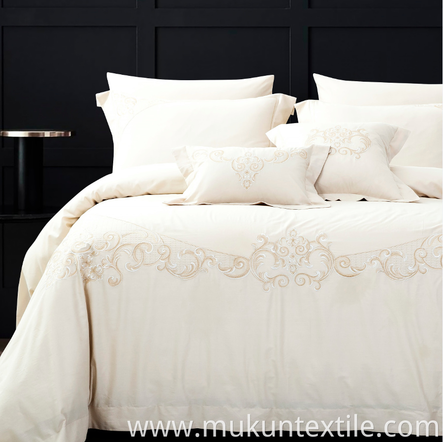  Cotton Embroidery Bedding Set